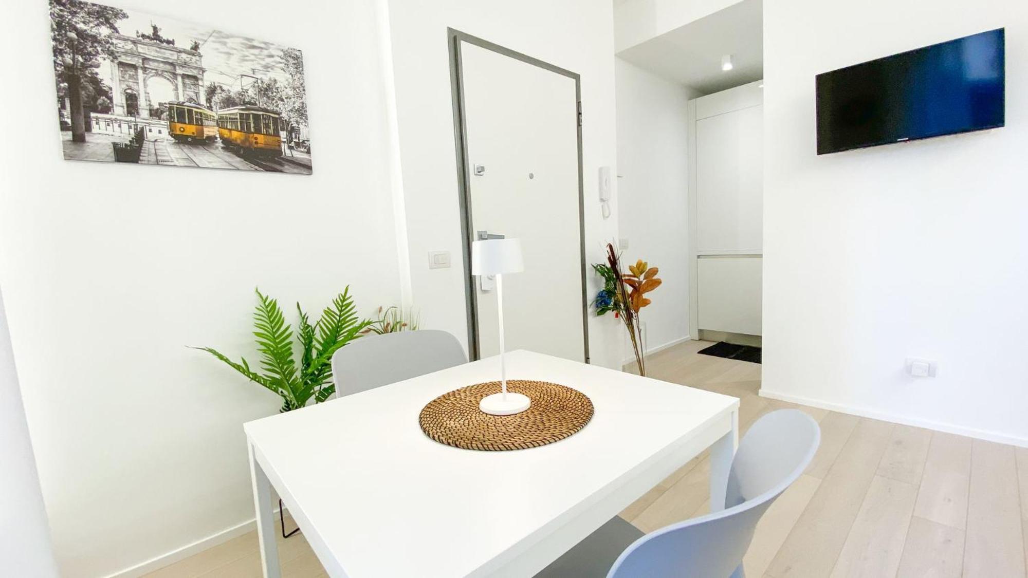 Cardano - 5 Min From Station Appartement Milaan